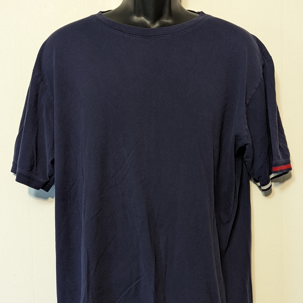 Men's Tommy Hilfiger T-shirt Size Large Blue